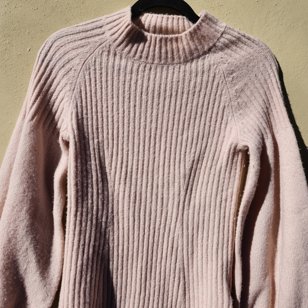 7 For All Mankind 51% Wool Soft Pink Turtleneck Sweater - Picture 7 of 9